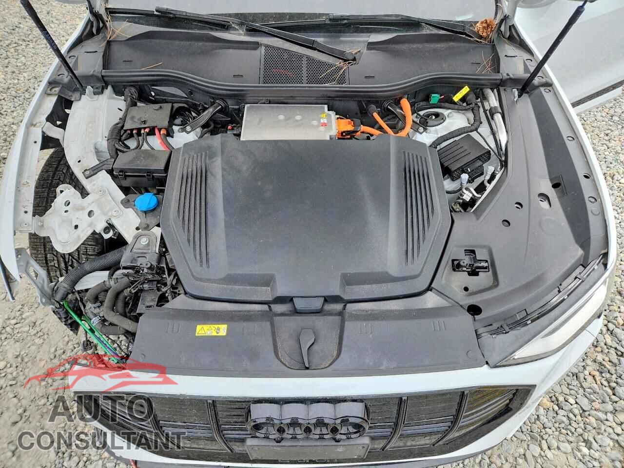 AUDI E-TRON 2021 - WA1AAAGE8MB038556