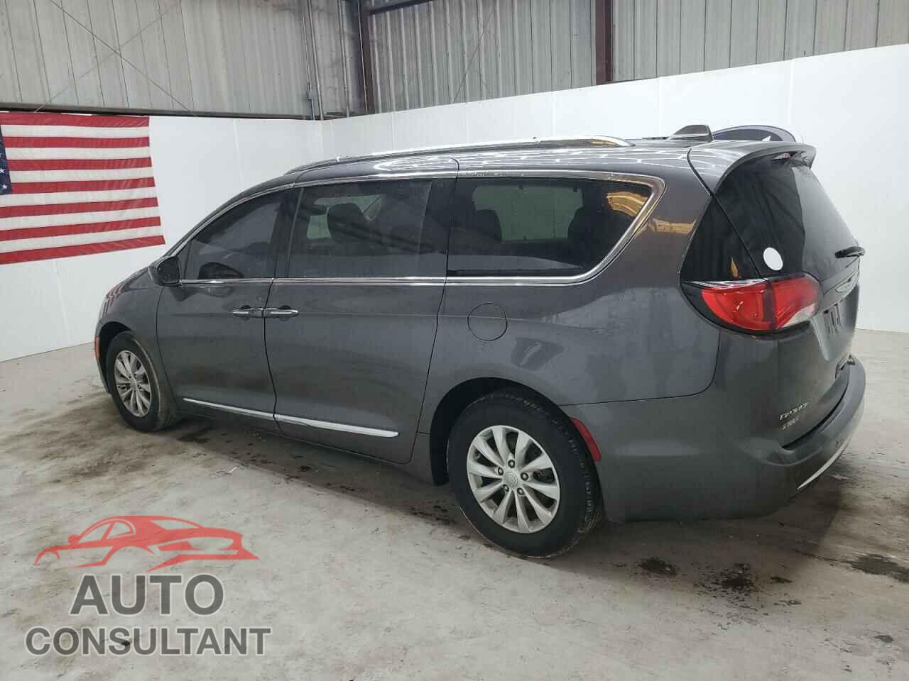 CHRYSLER PACIFICA 2019 - 2C4RC1BG4KR626710