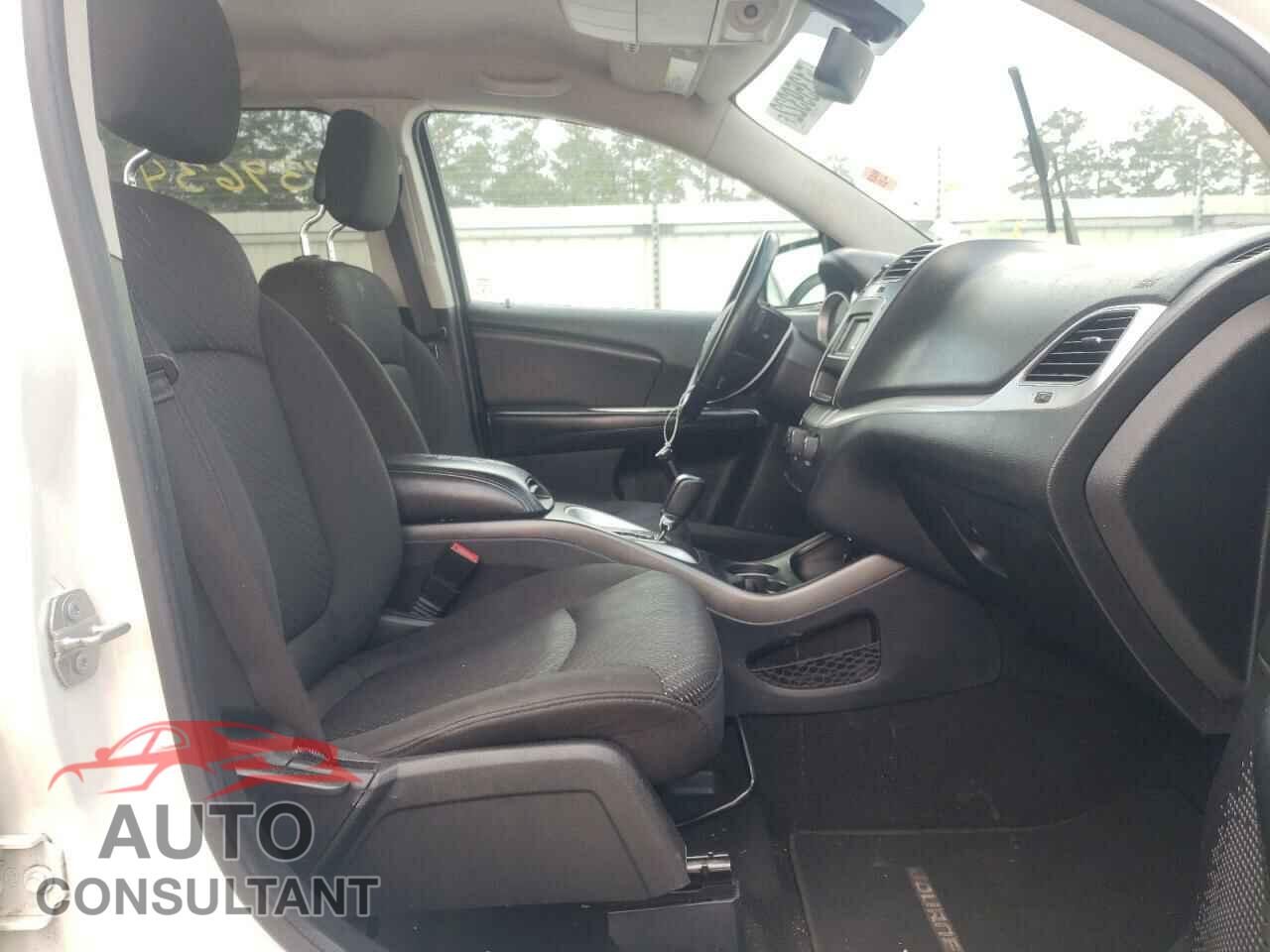 DODGE JOURNEY 2017 - 3C4PDCGB9HT554826