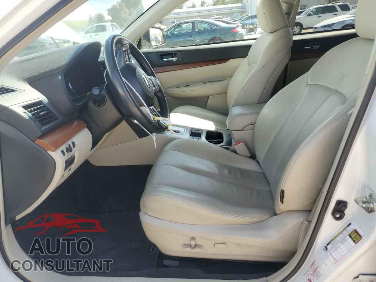 SUBARU OUTBACK 2014 - 4S4BRBLCXE3298865