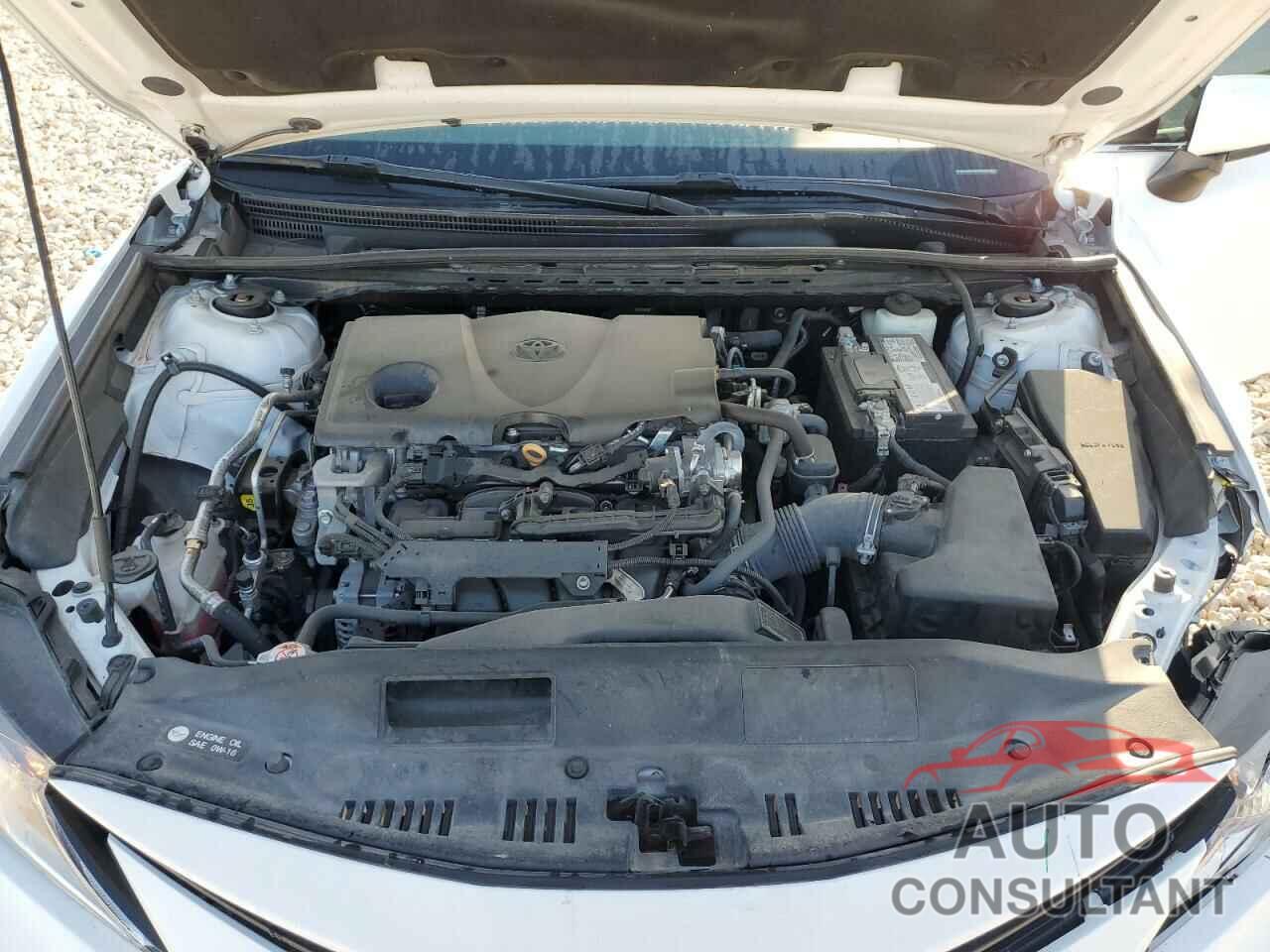 TOYOTA CAMRY 2022 - 4T1C11AK2NU679006