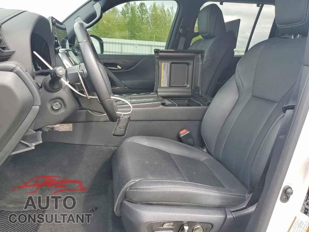 LEXUS UNKNOWN 2022 - JTJGB7CX5N4012216