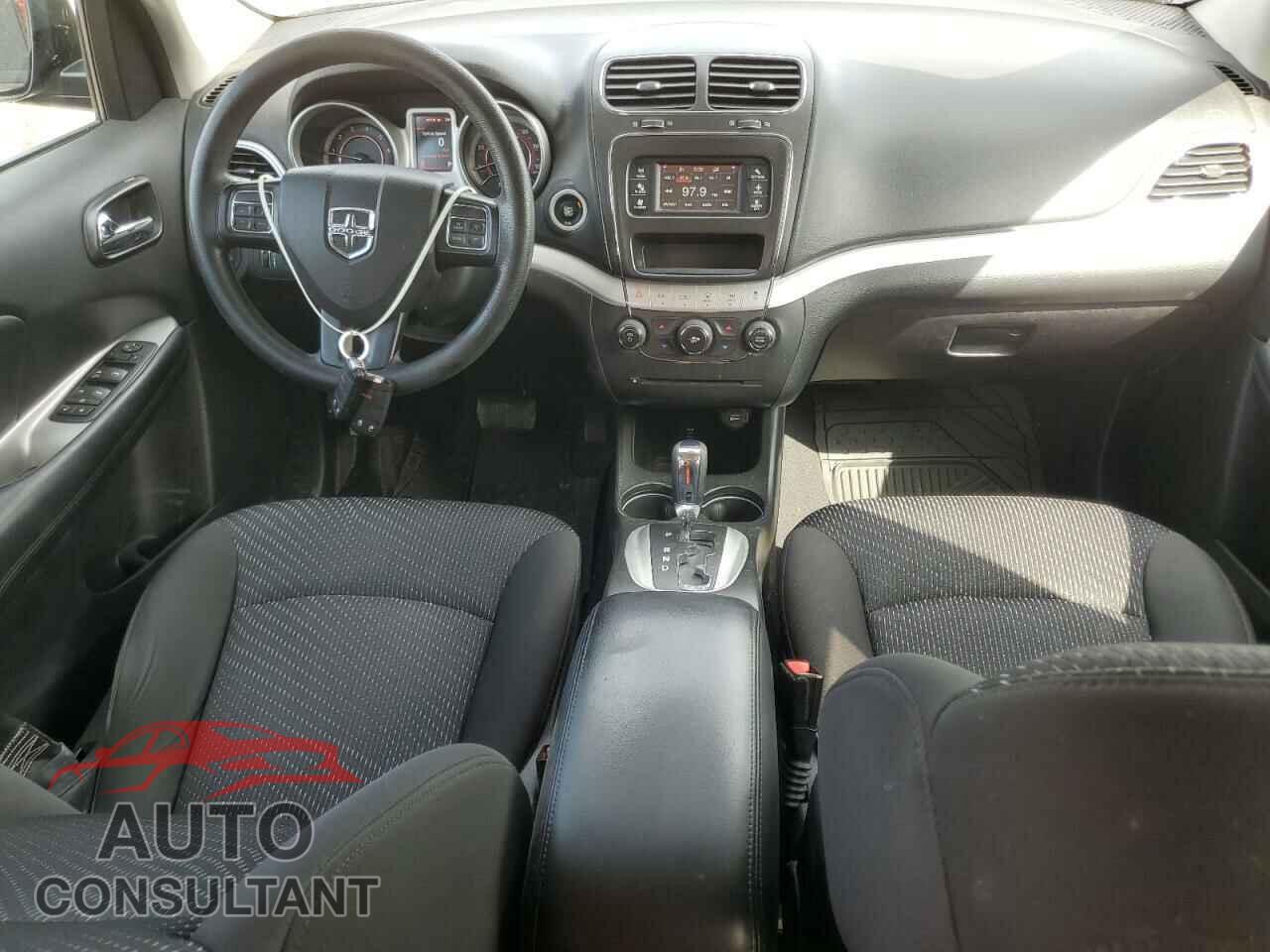 DODGE JOURNEY 2017 - 3C4PDCBG3HT536566