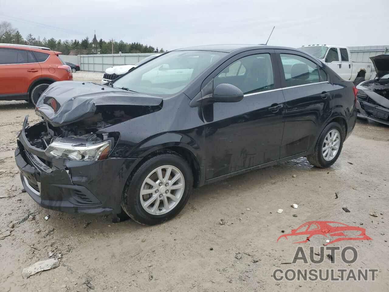 CHEVROLET SONIC 2018 - 1G1JD5SH9J4100710