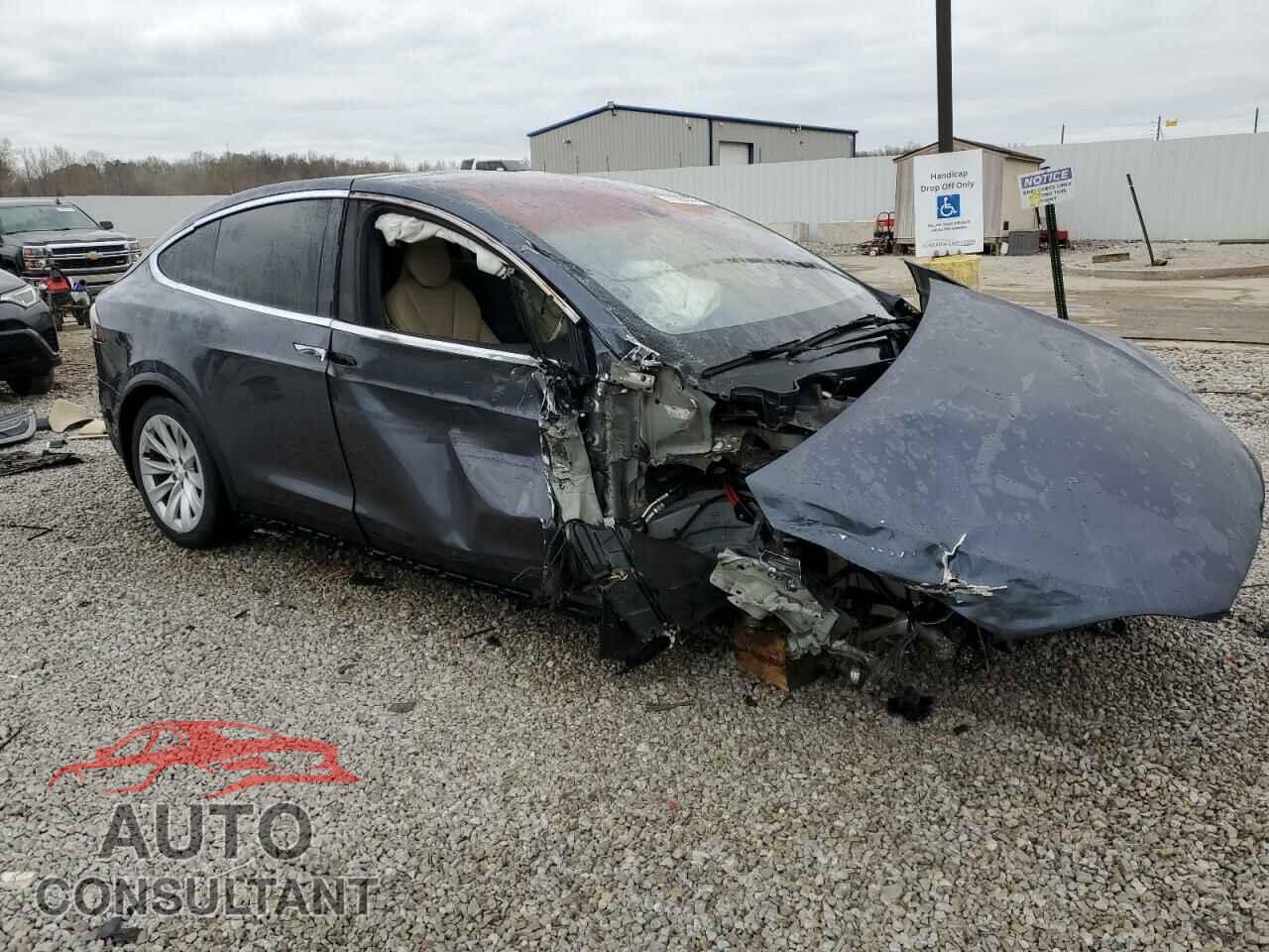 TESLA MODEL X 2016 - 5YJXCBE20GF005402