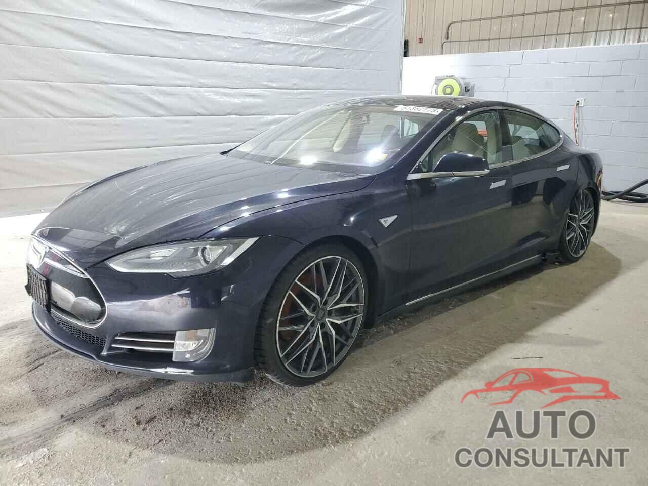 TESLA MODEL S 2013 - 5YJSA1DP3DFP04820