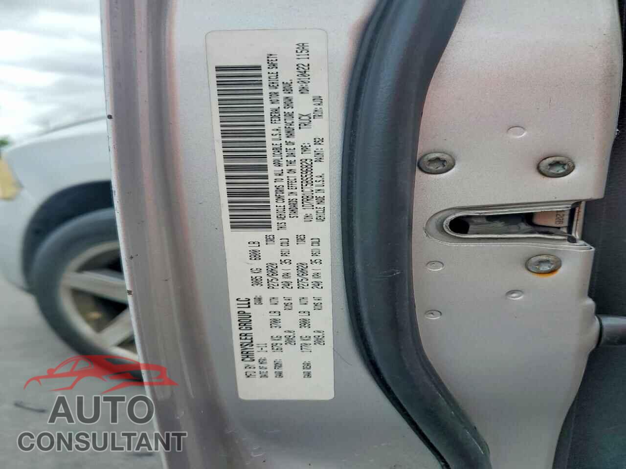 DODGE RAM 1500 2011 - 1D7RB1CT5BS596829