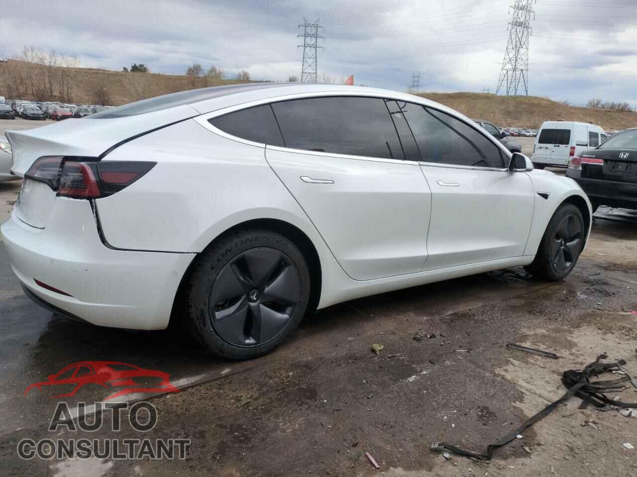 TESLA MODEL 3 2017 - 5YJ3E1EA2HF000827