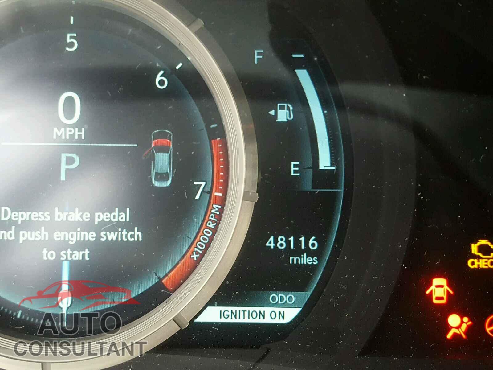 LEXUS IS 2015 - JTHBE1D20F5018861