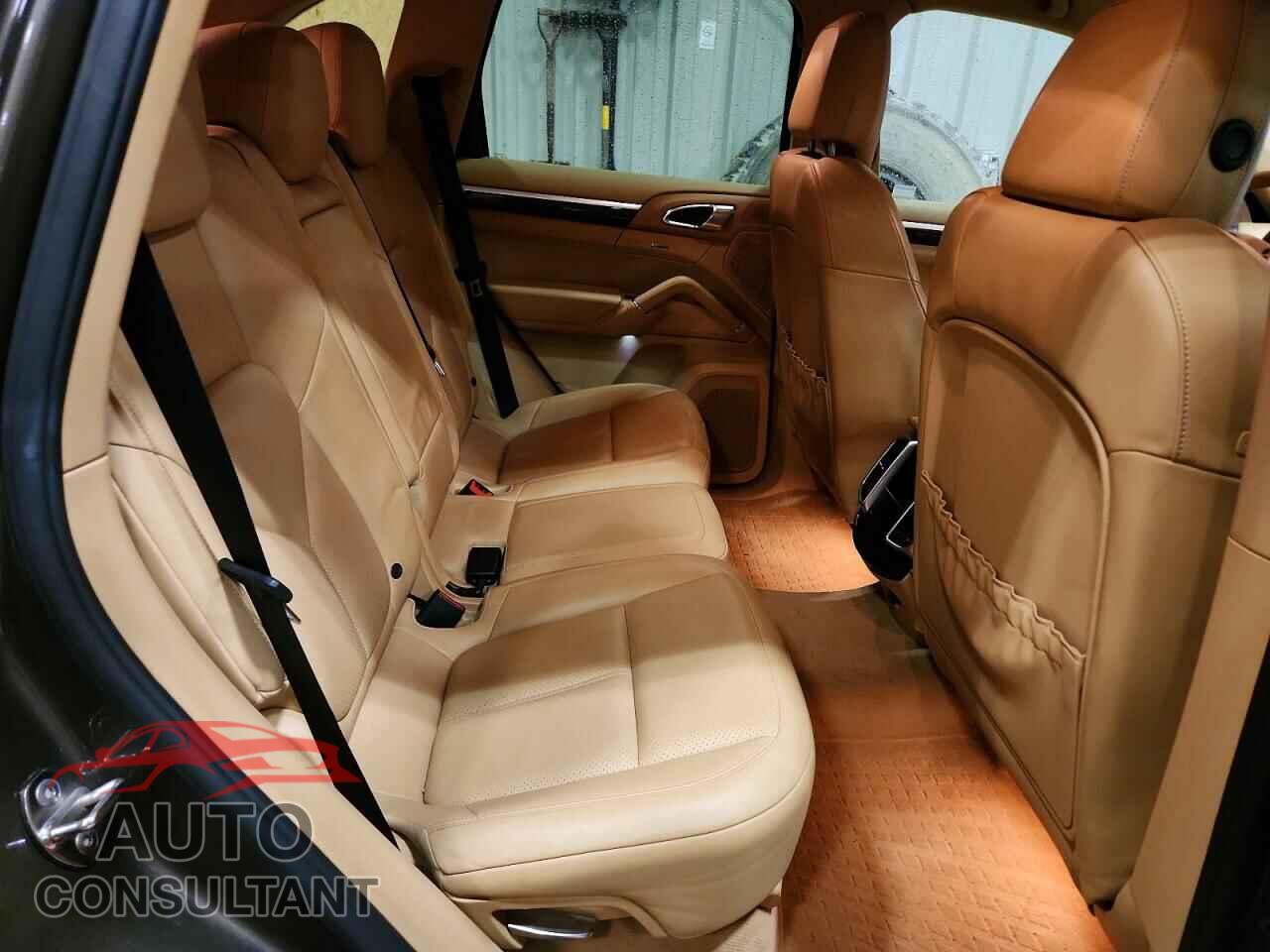 PORSCHE CAYENNE 2012 - WP1AA2A25CLA10327