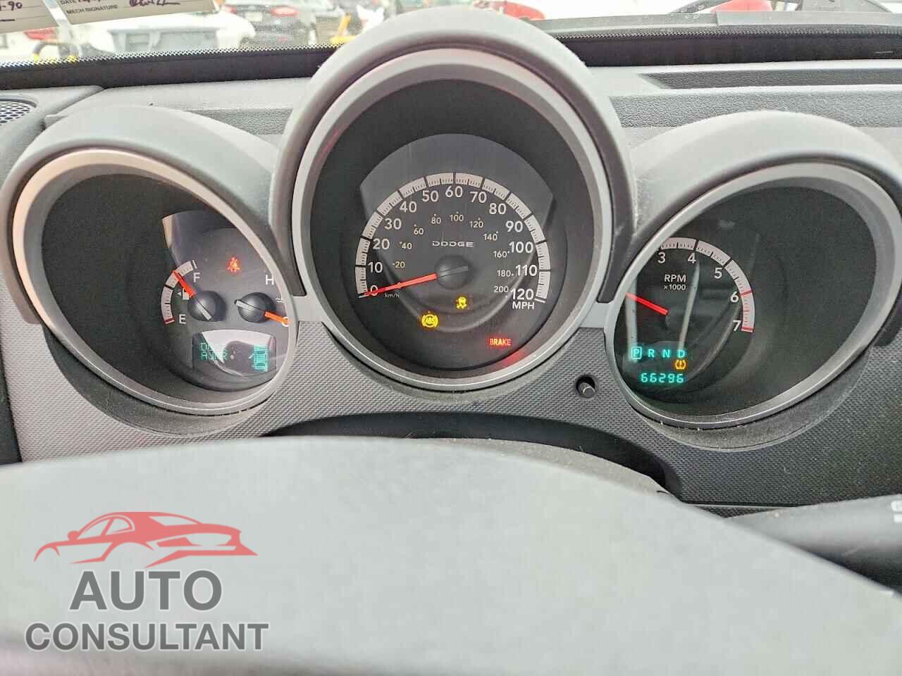 DODGE NITRO 2011 - 1D4PU7GX8BW581071