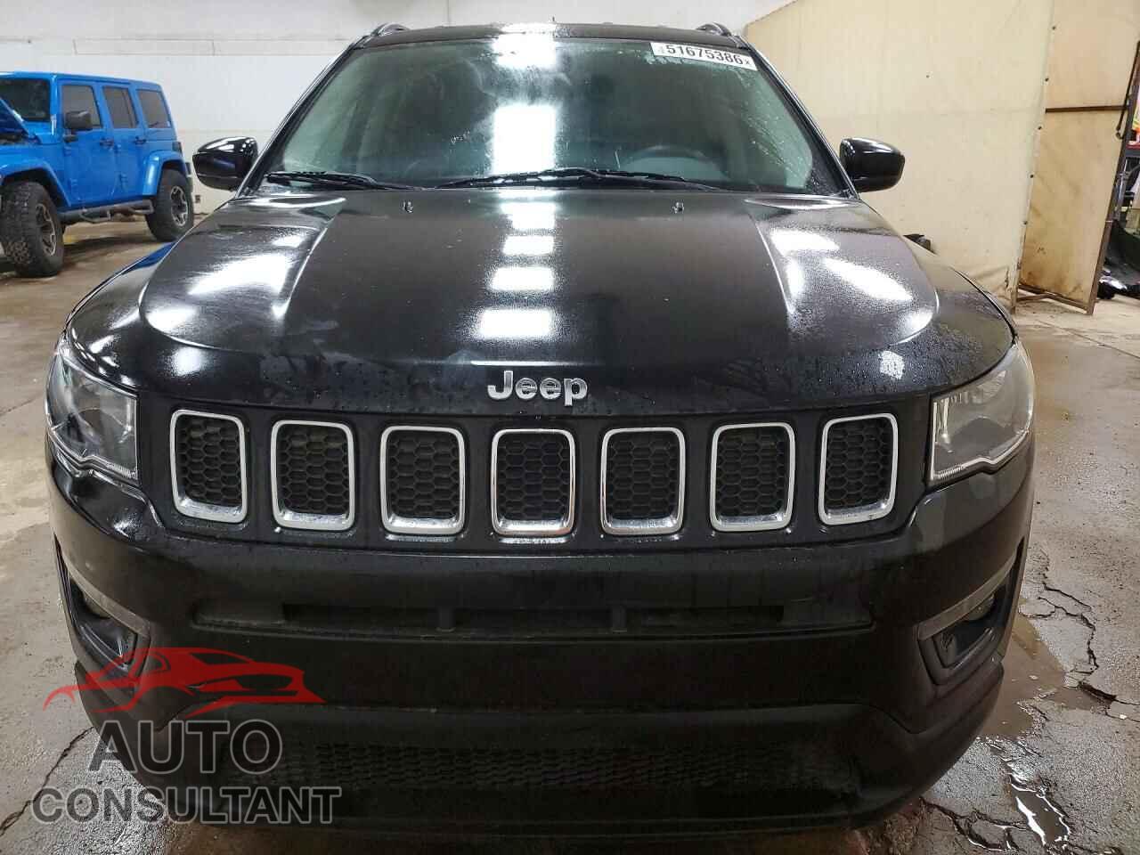 JEEP COMPASS 2018 - 3C4NJCBB8JT374654