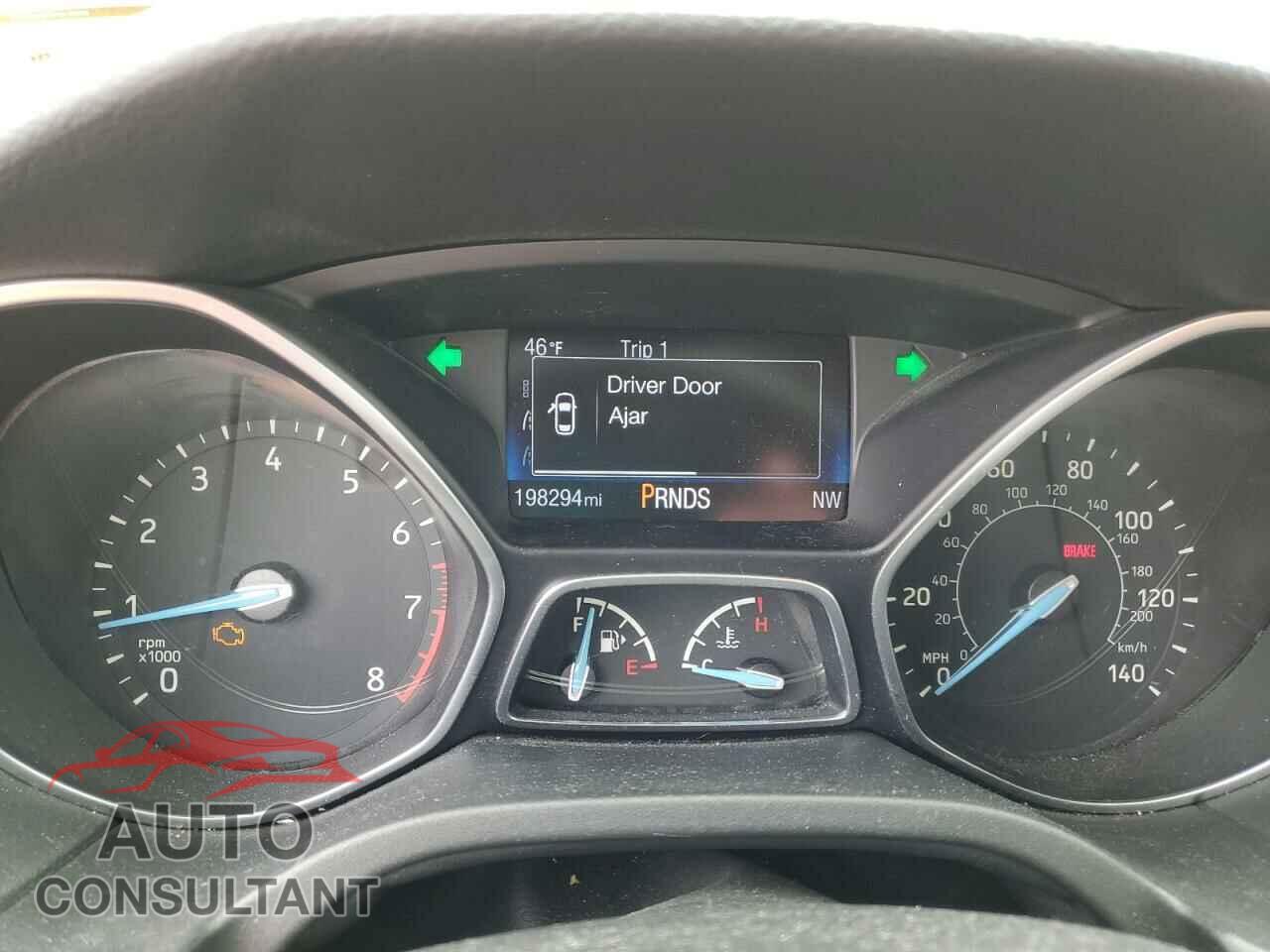 FORD FOCUS 2016 - 1FADP3K22GL248245