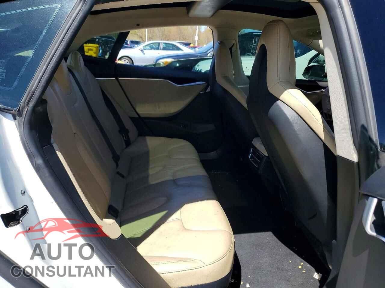 TESLA MODEL S 2014 - 5YJSA1H13EFP52681