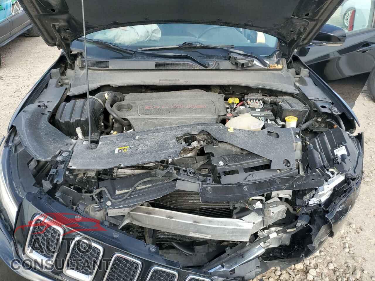 JEEP COMPASS 2018 - 3C4NJDCB9JT341165