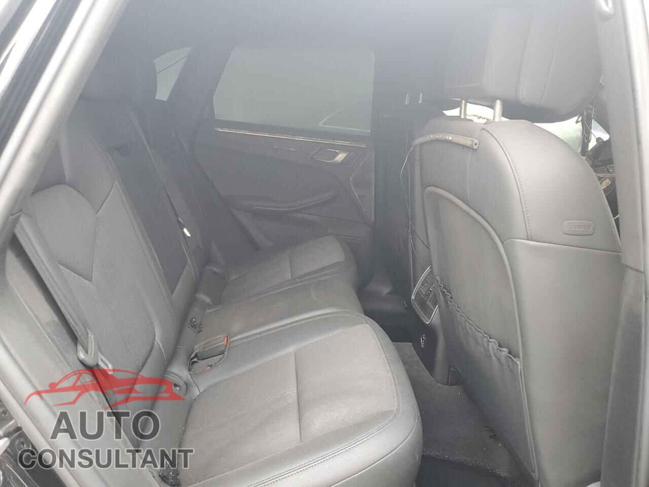 PORSCHE MACAN 2022 - WP1AA2A56NLB03077