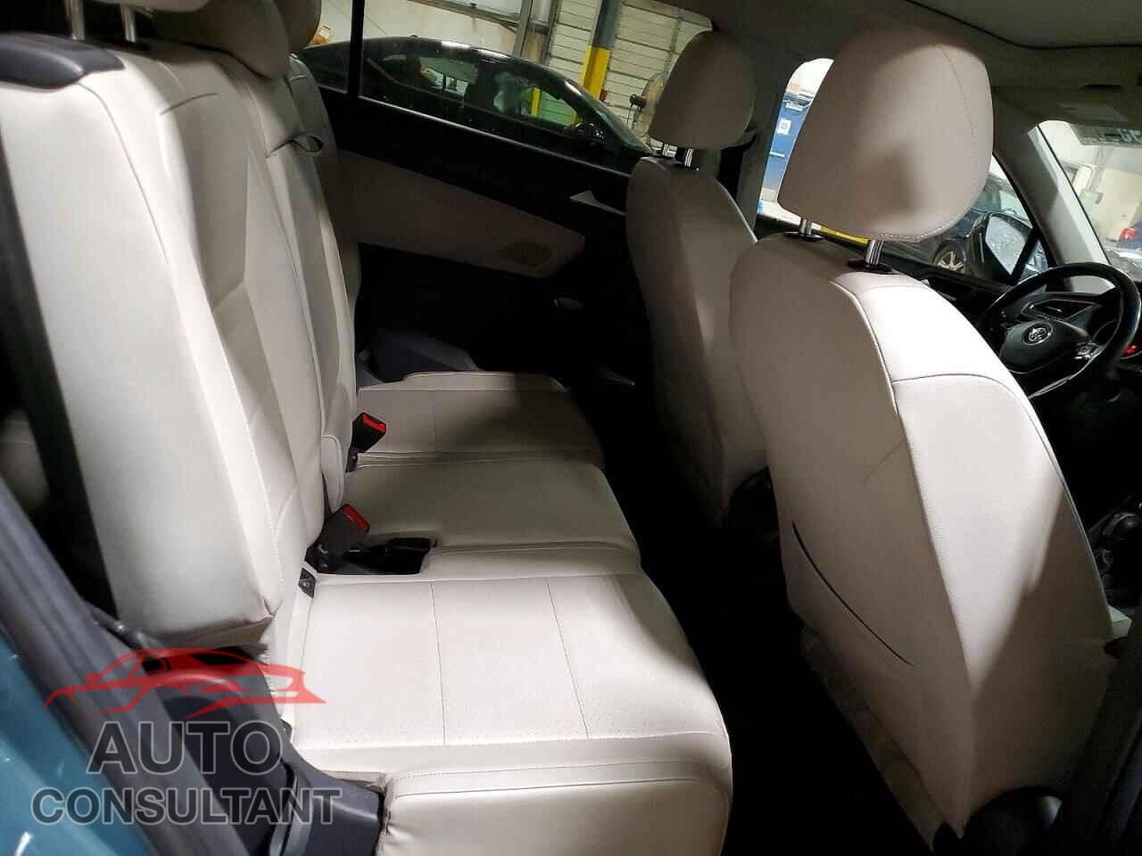 VOLKSWAGEN TIGUAN 2021 - 3VV3B7AX7MM060048