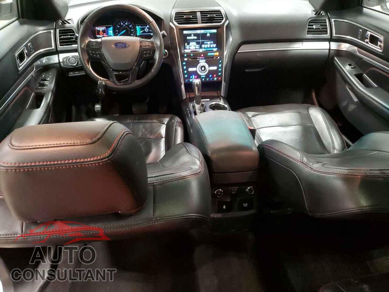 FORD EXPLORER 2016 - 1FM5K8GT3GGB17423