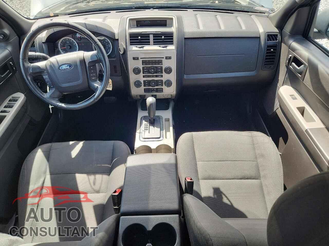 FORD ESCAPE 2011 - 1FMCU9D79BKC05302