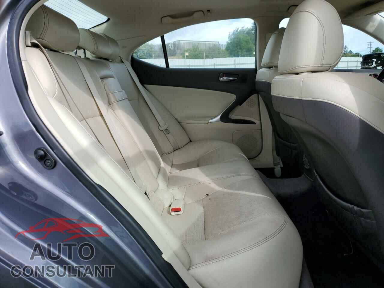 LEXUS IS 2013 - JTHBF5C23D5191261