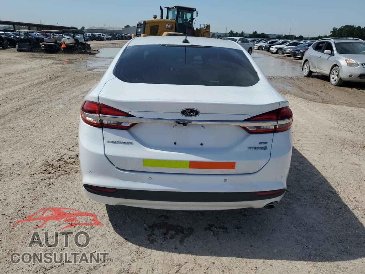 FORD FUSION 2017 - 3FA6P0LU2HR409011