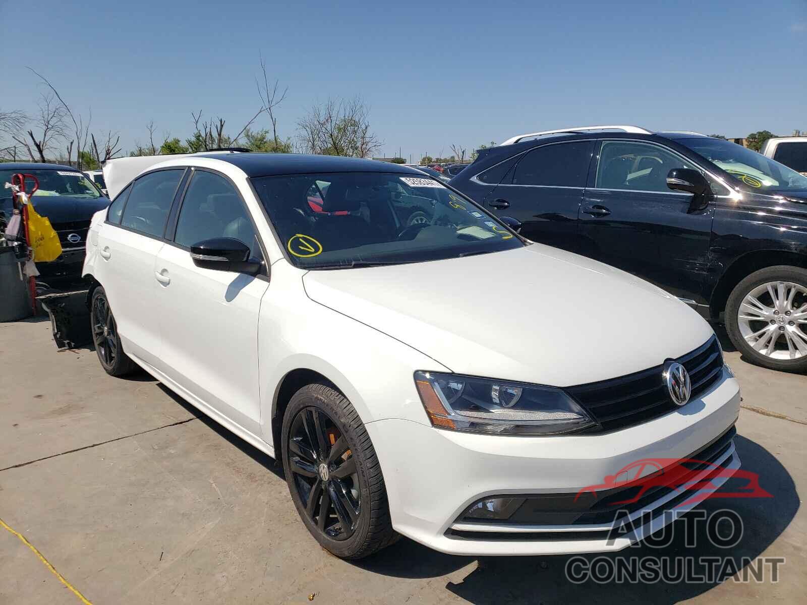 VOLKSWAGEN JETTA 2018 - 3VWD17AJ2JM207631