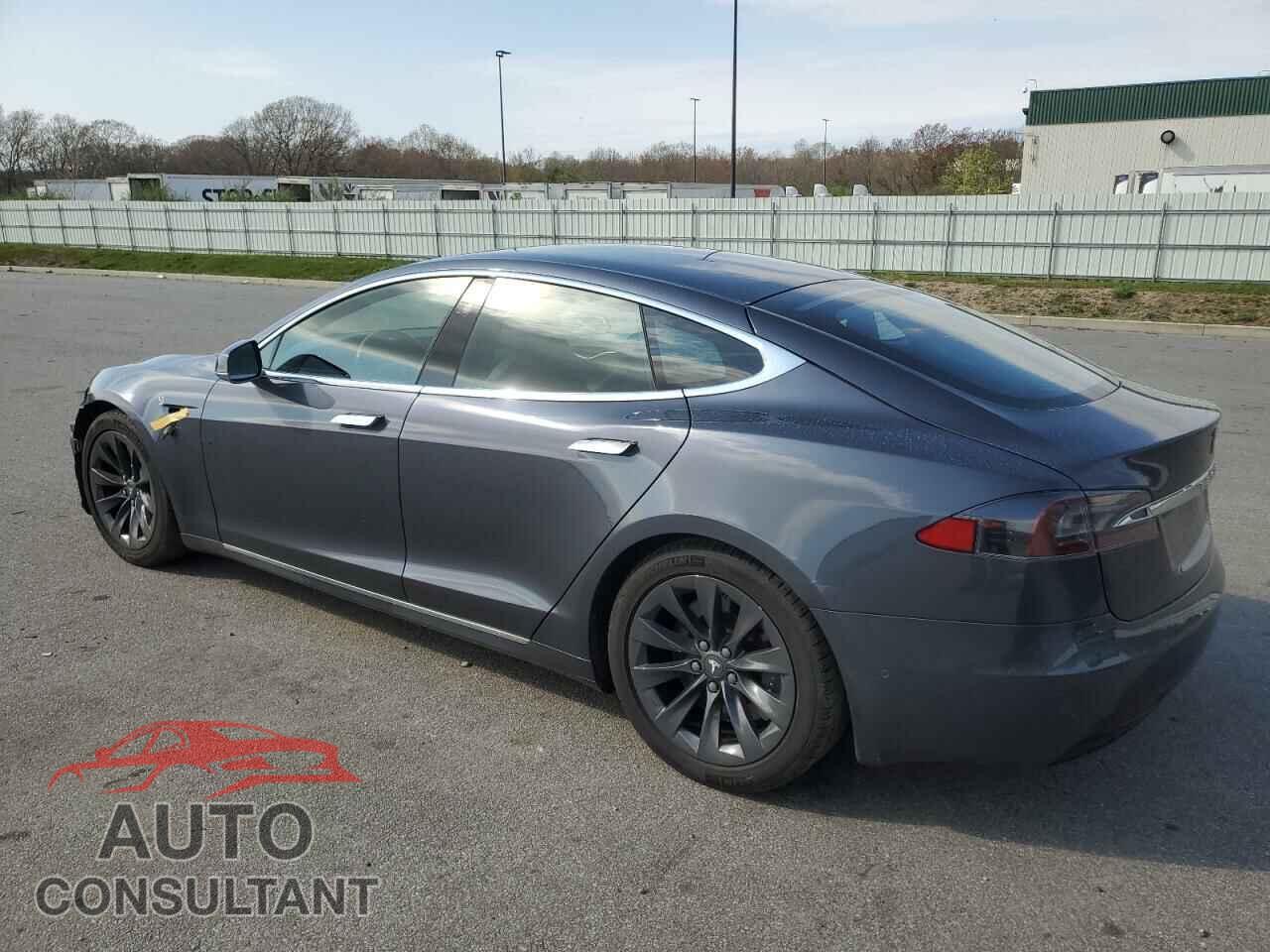TESLA MODEL S 2019 - 5YJSA1E22KF338655