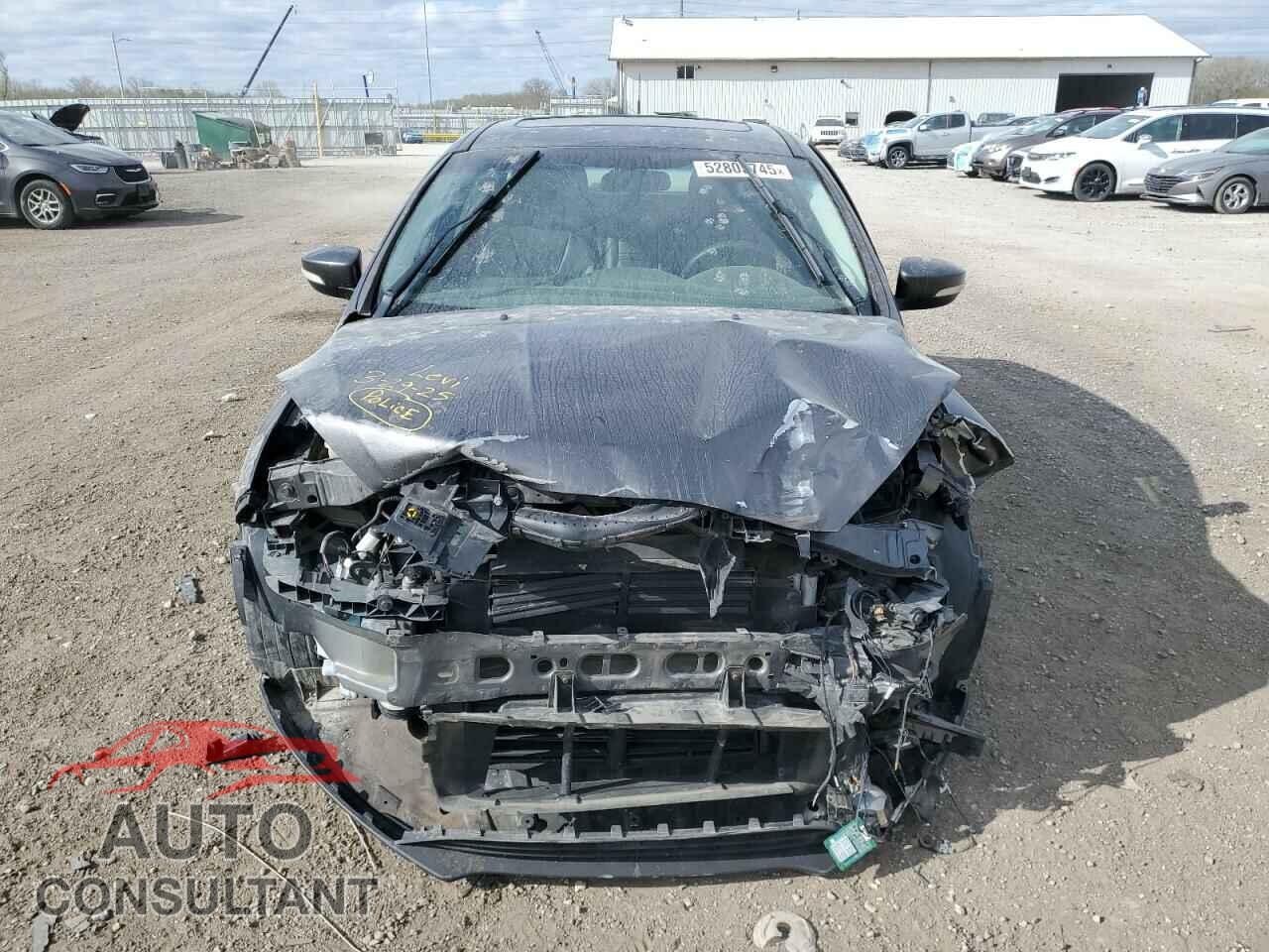 FORD FOCUS 2015 - 1FADP3K22FL343676