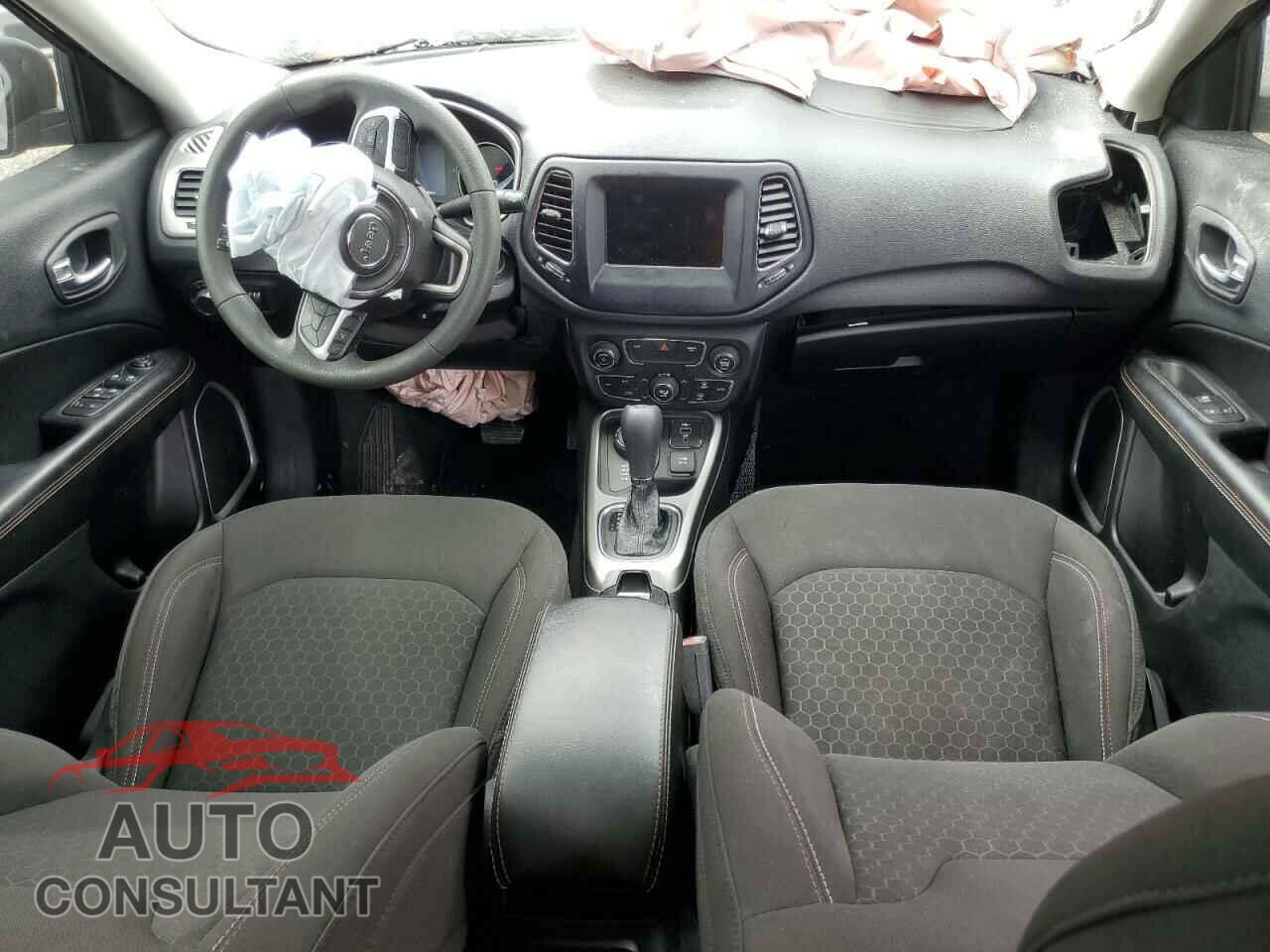 JEEP COMPASS 2021 - 3C4NJDAB5MT599920
