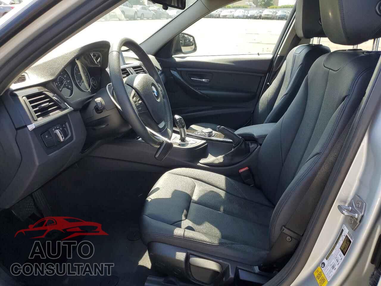 BMW 3 SERIES 2015 - WBA3B1C54FK139532