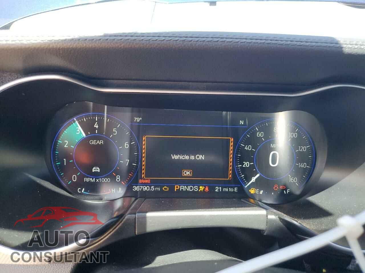 FORD MUSTANG 2018 - 1FA6P8CFXJ5165262