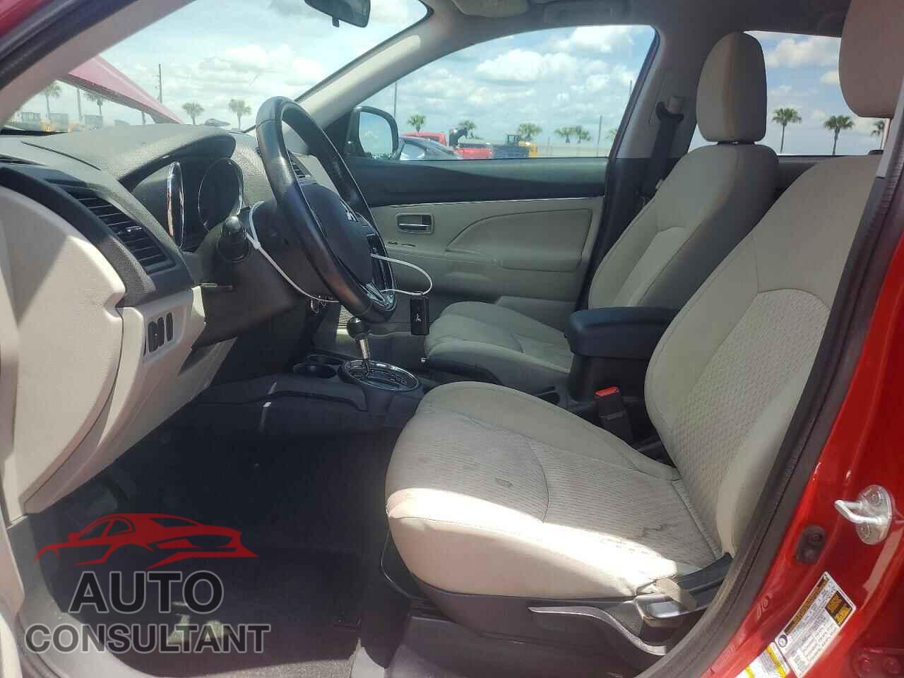MITSUBISHI OUTLANDER 2017 - JA4AP3AW0HZ018181