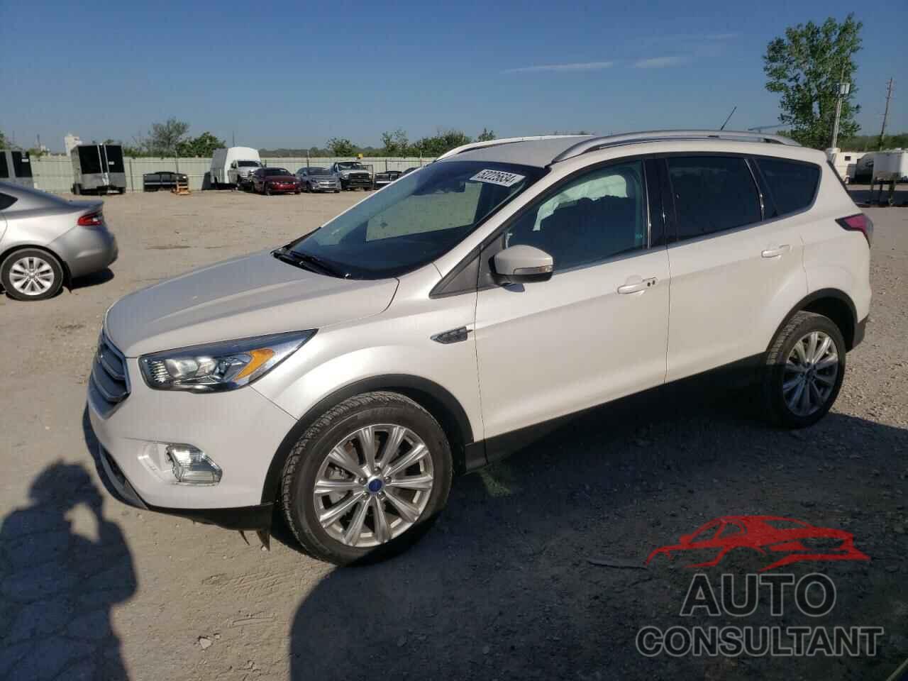 FORD ESCAPE 2017 - 1FMCU0JD4HUC86518