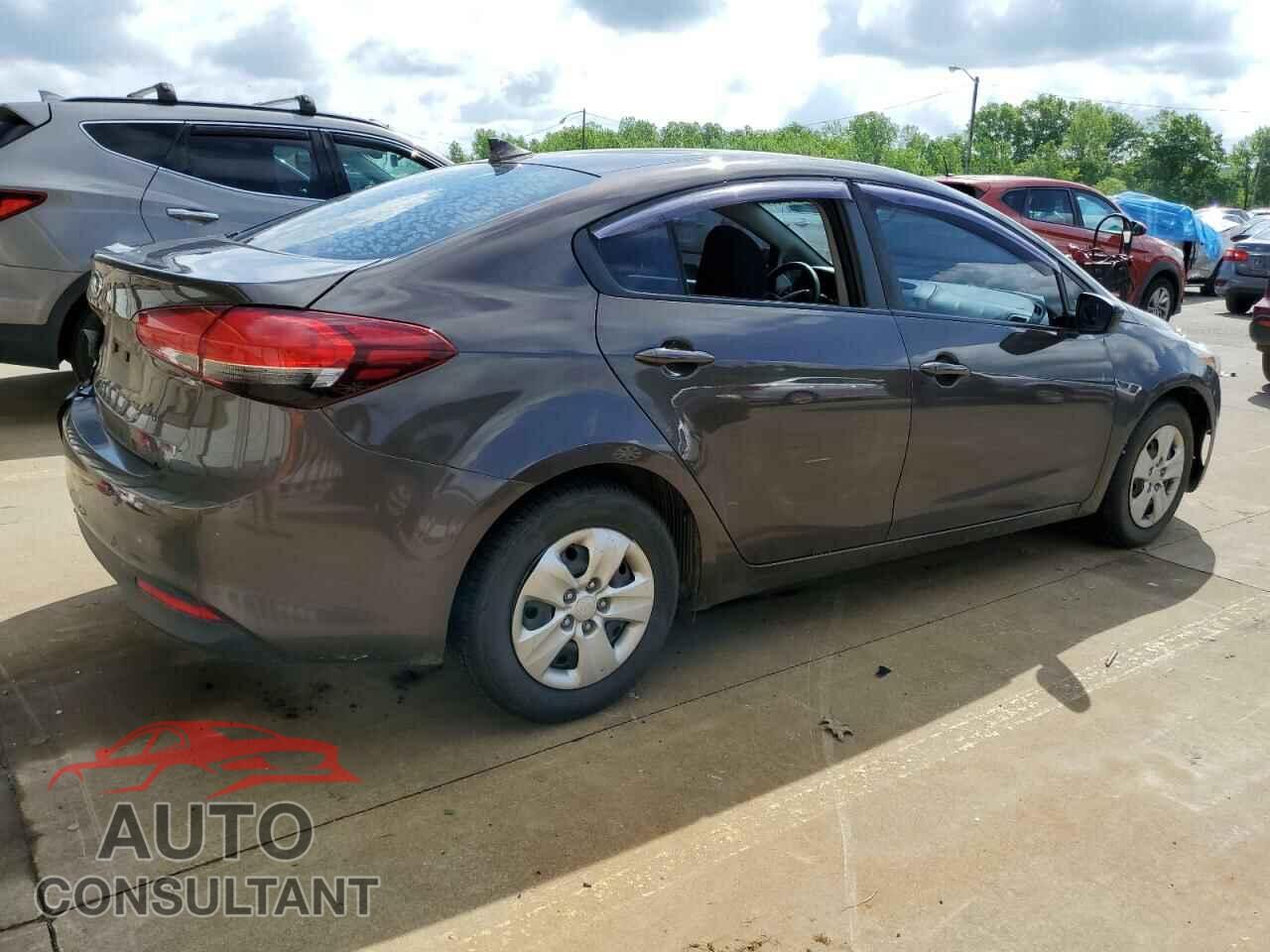 KIA FORTE 2017 - 3KPFK4A75HE135436