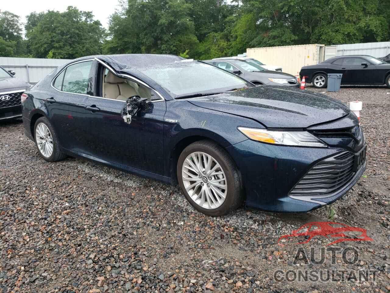 TOYOTA CAMRY 2018 - 4T1B21HK9JU506074