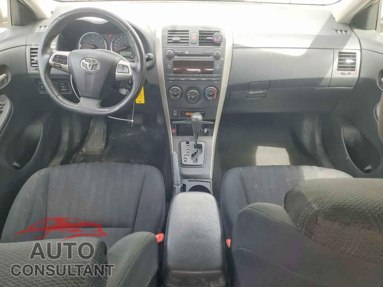 TOYOTA COROLLA 2011 - 2T1BU4EE8BC612593