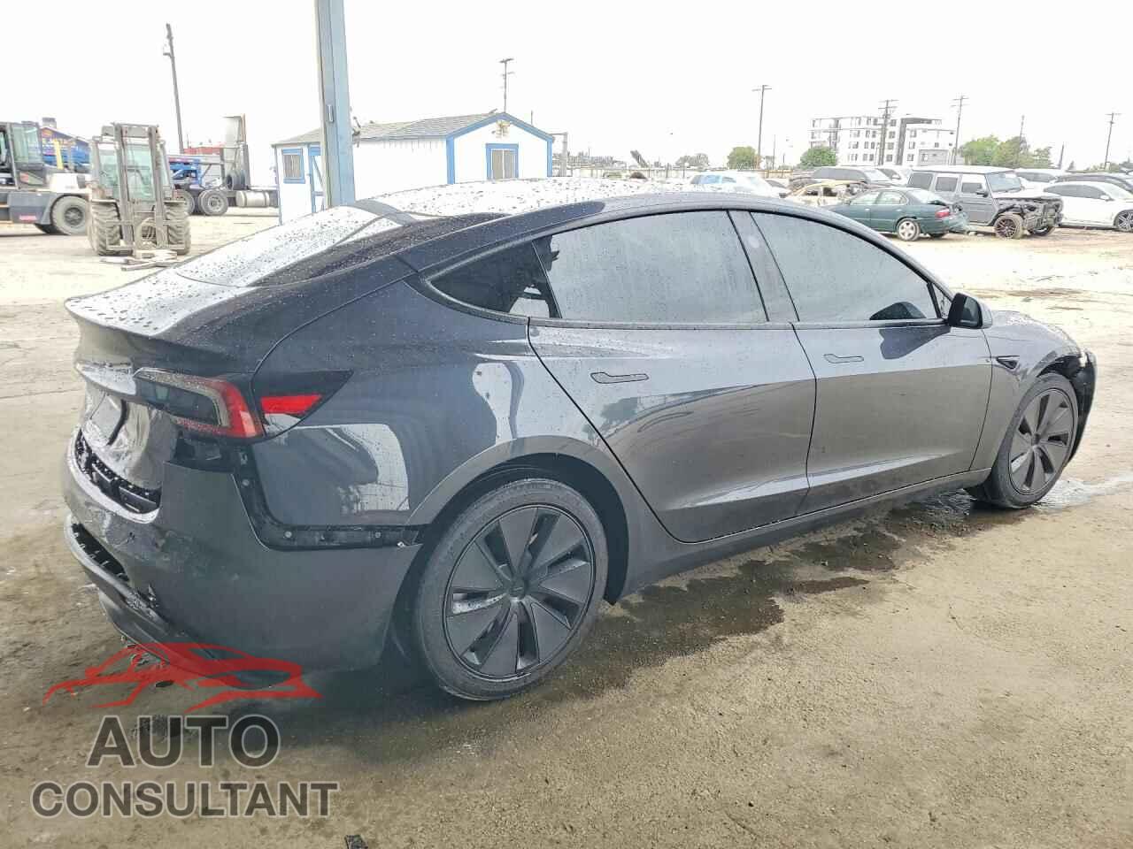 TESLA MODEL 3 2025 - 5YJ3E1EA5SF044800