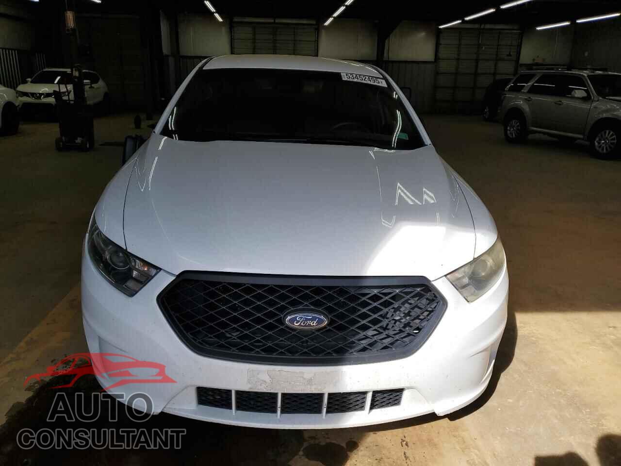 FORD TAURUS 2017 - 1FAHP2MK2HG130991