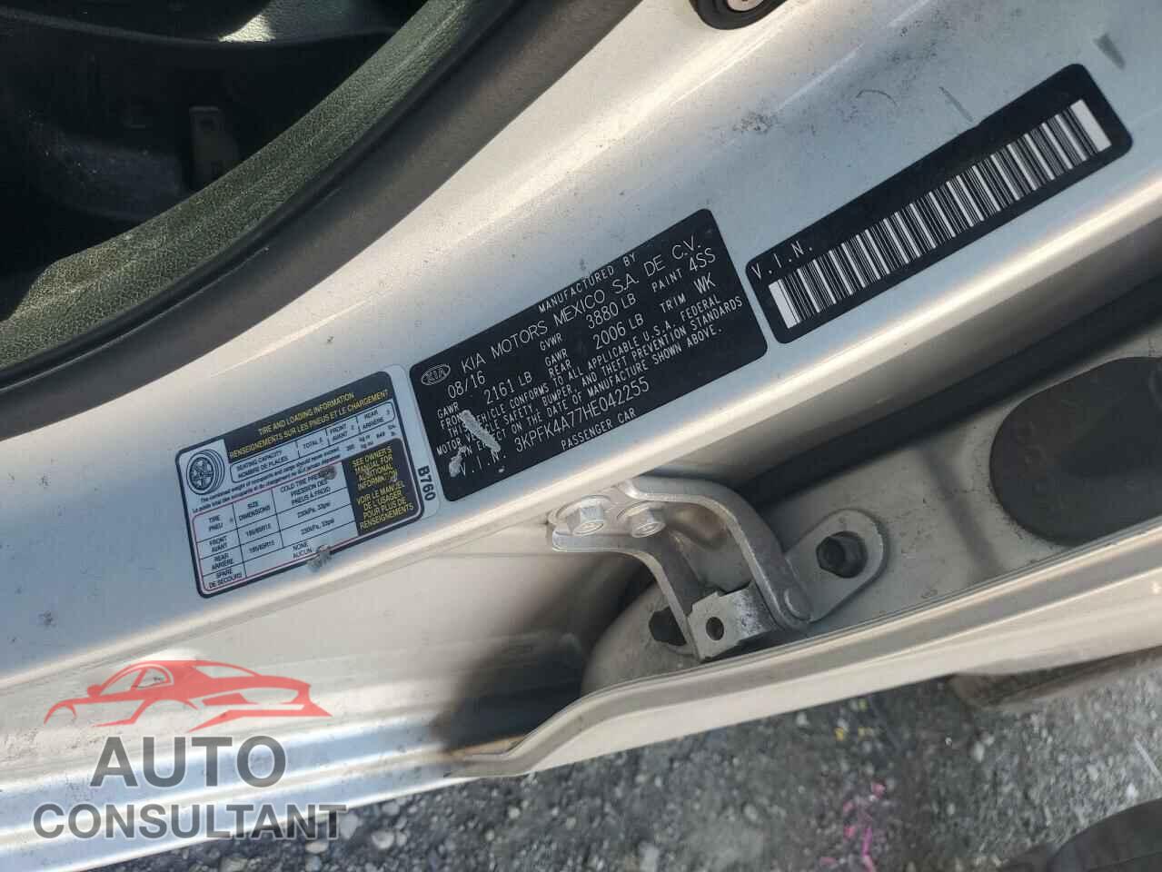 KIA FORTE 2017 - 3KPFK4A77HE042255