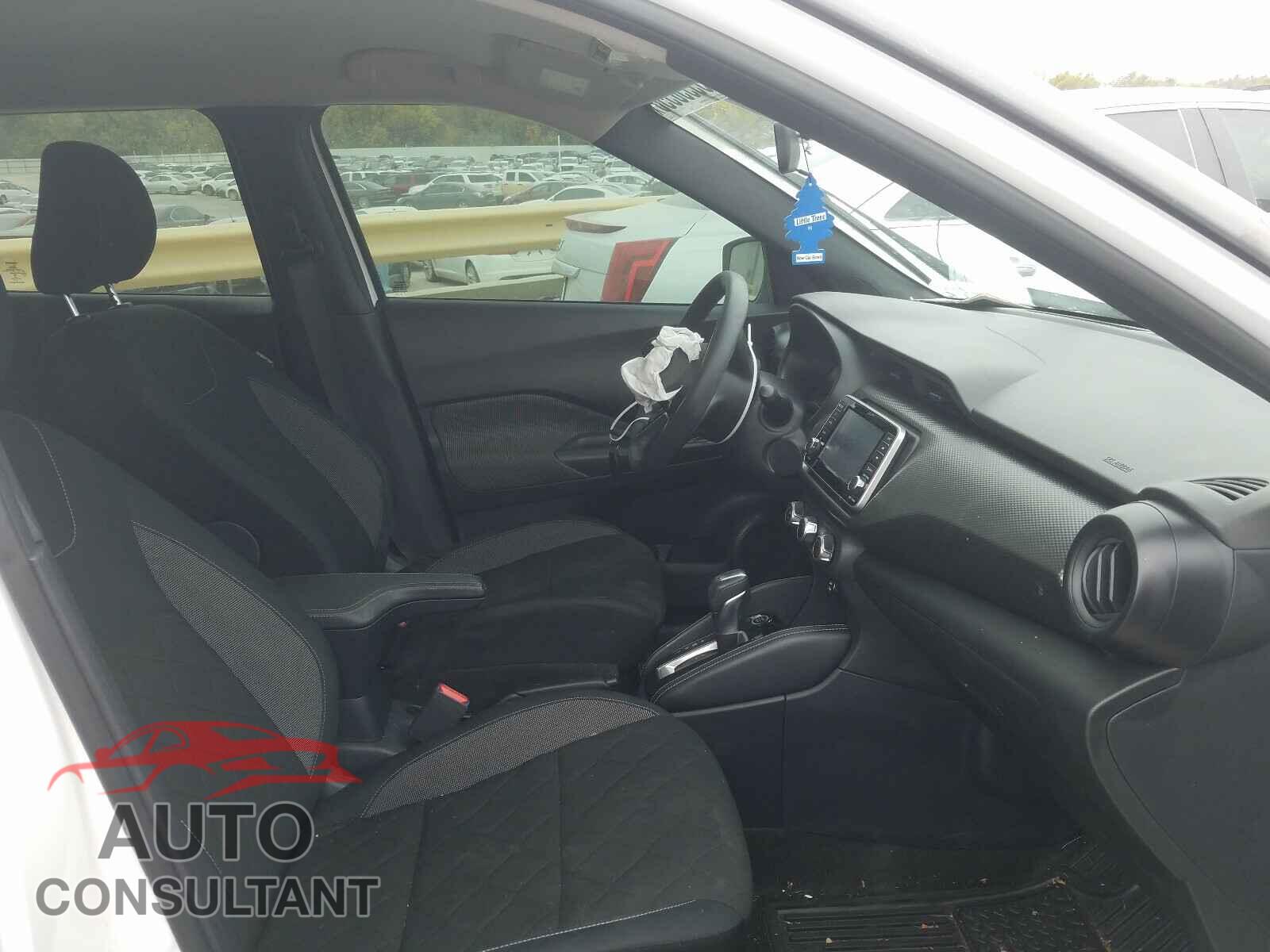 NISSAN KICKS 2019 - 3N1CP5CU3KL566392