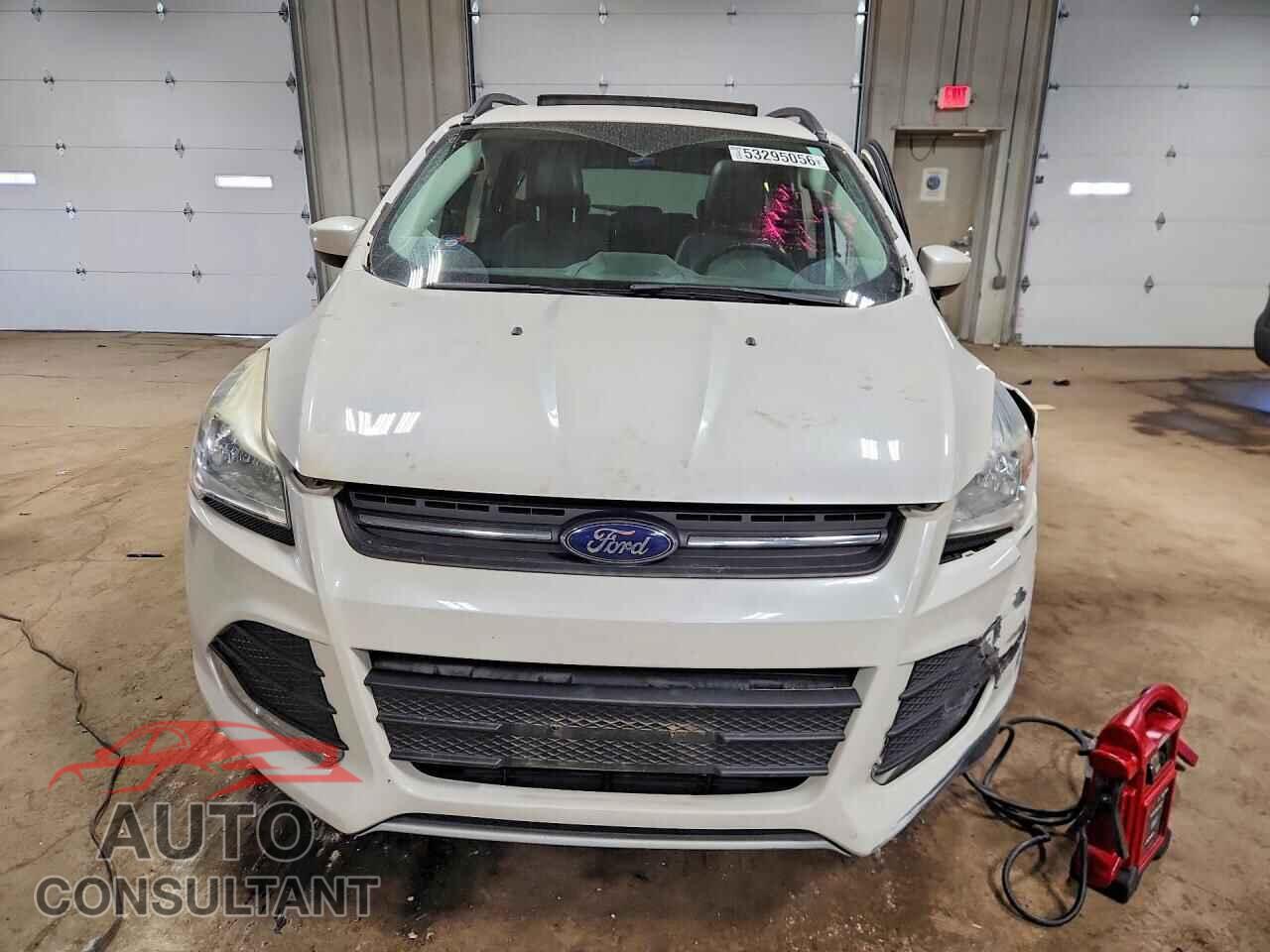 FORD ESCAPE 2016 - 1FMCU9GX7GUA65452