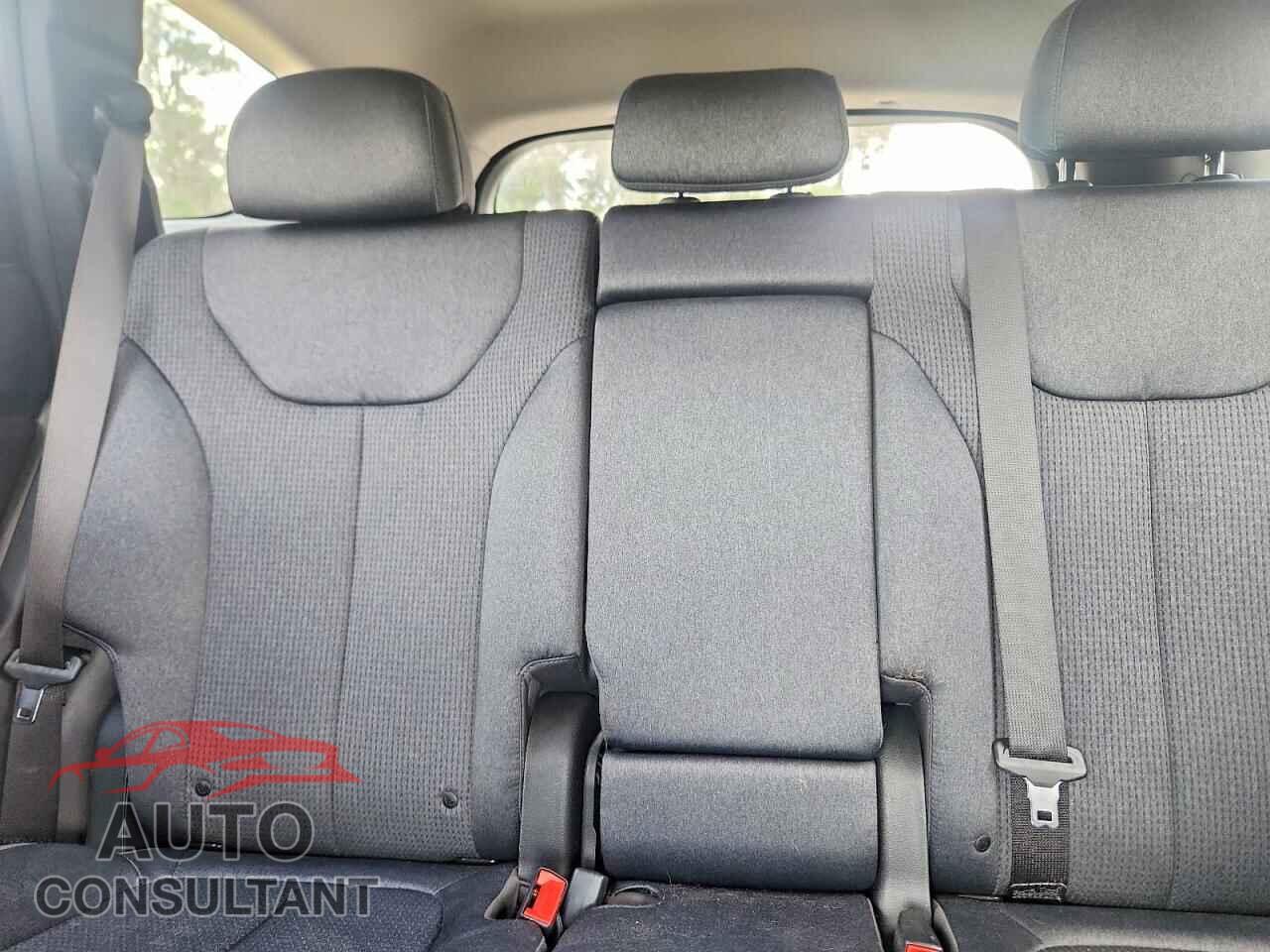 HYUNDAI SANTA FE 2023 - 5NMS14AJ7PH581639