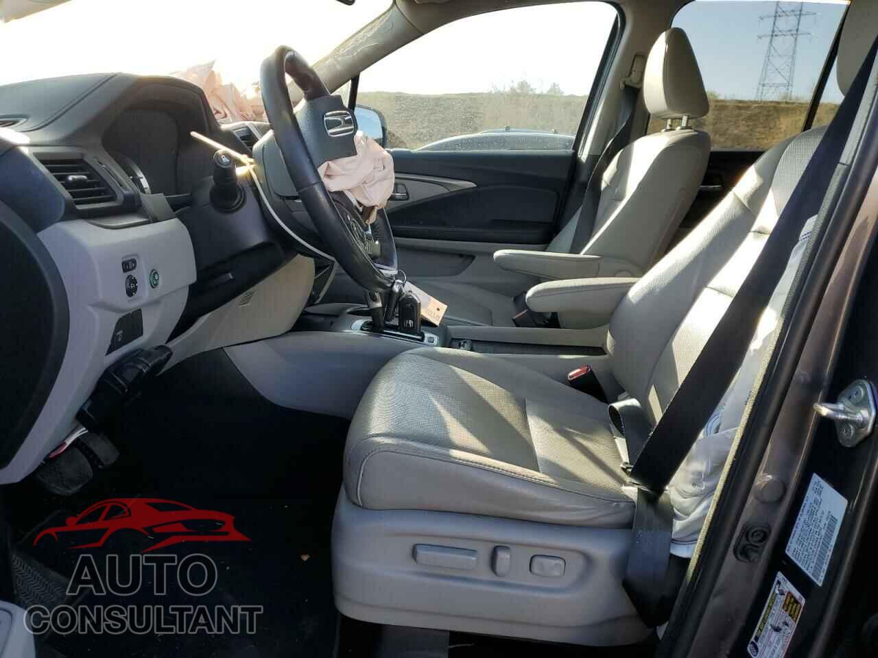 HONDA RIDGELINE 2019 - 5FPYK3F67KB027637