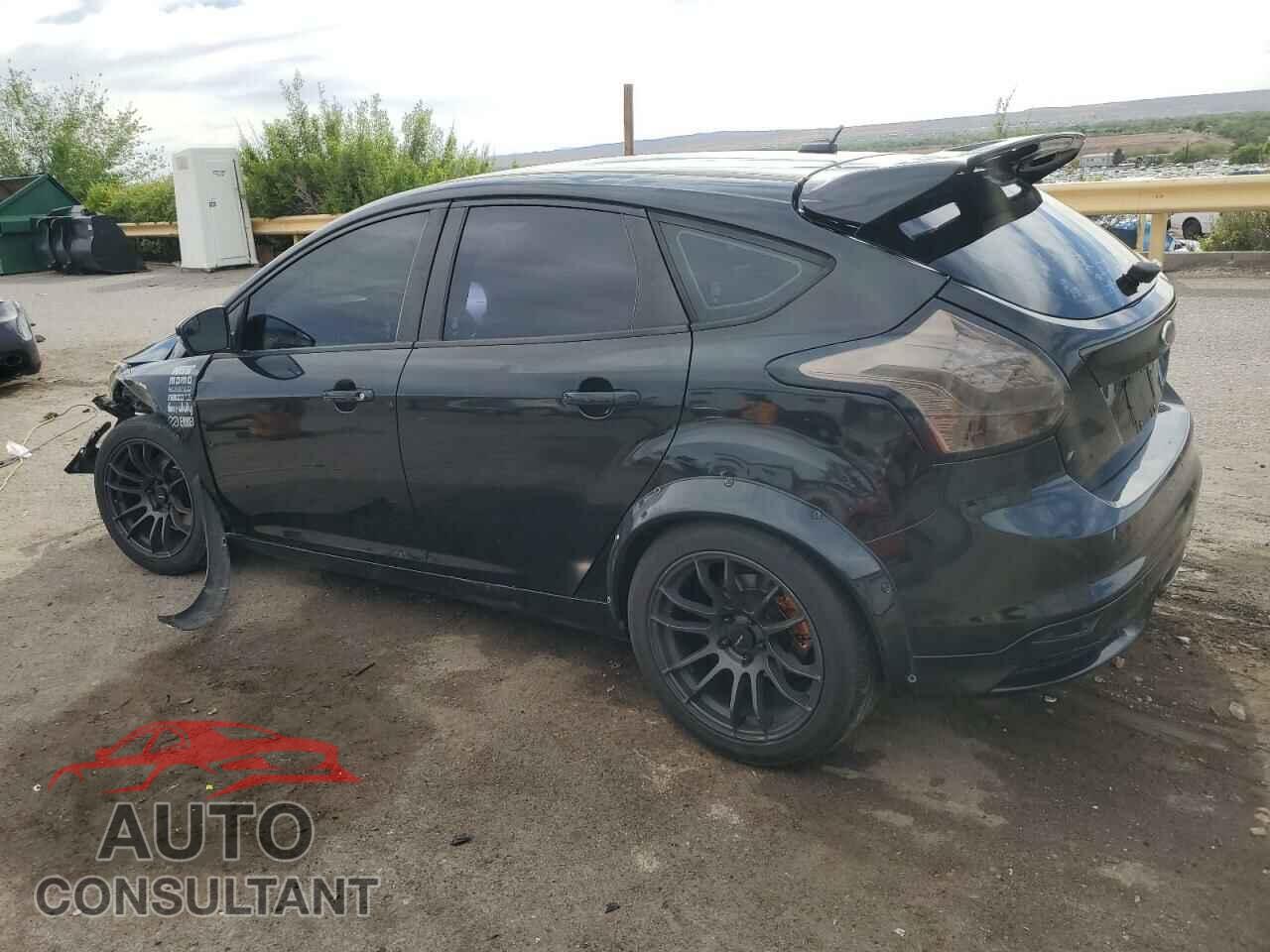 FORD FOCUS 2014 - 1FADP3L97EL100066