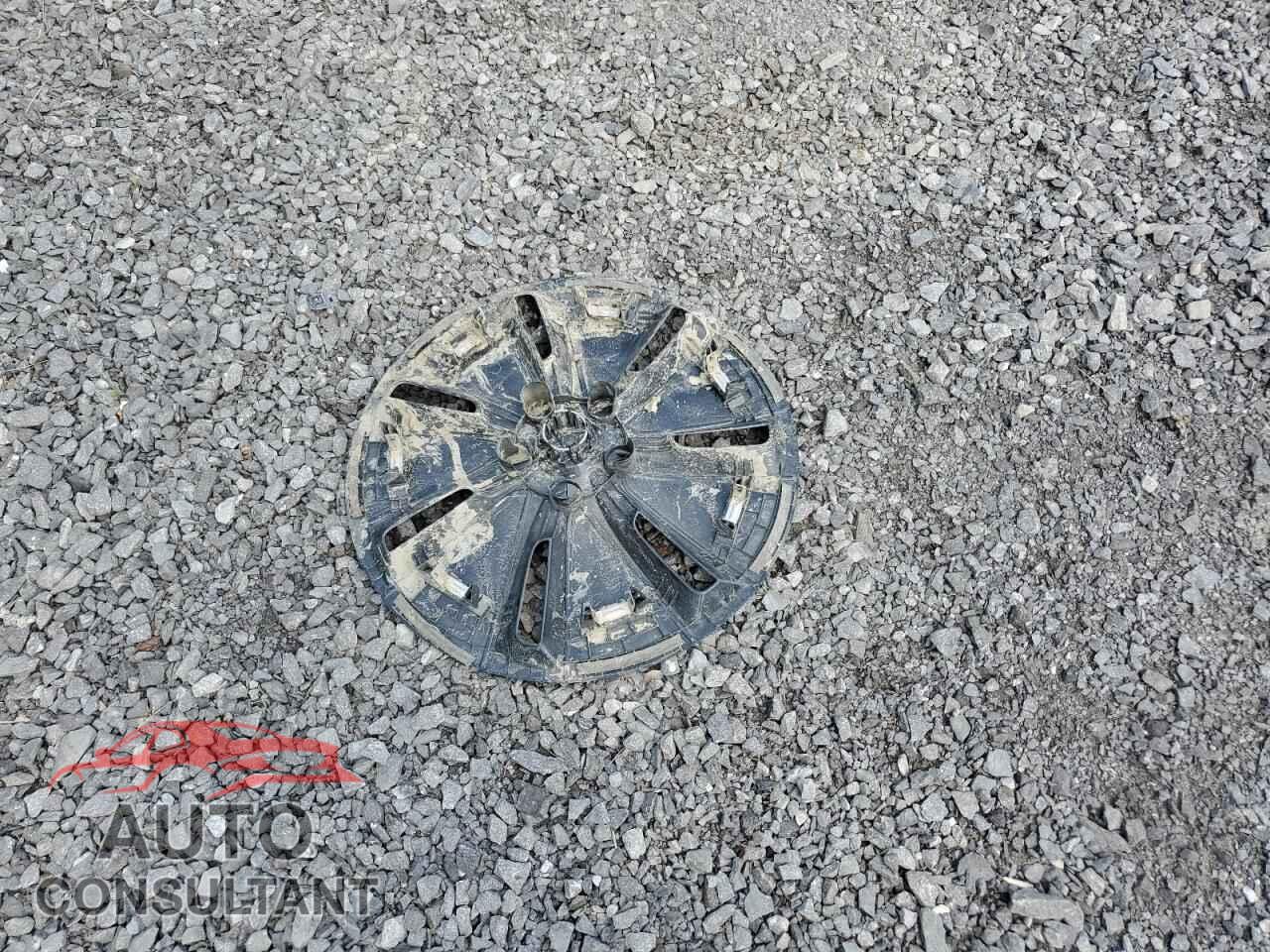 TESLA MODEL 3 2024 - LRW3E7FA2RC089456