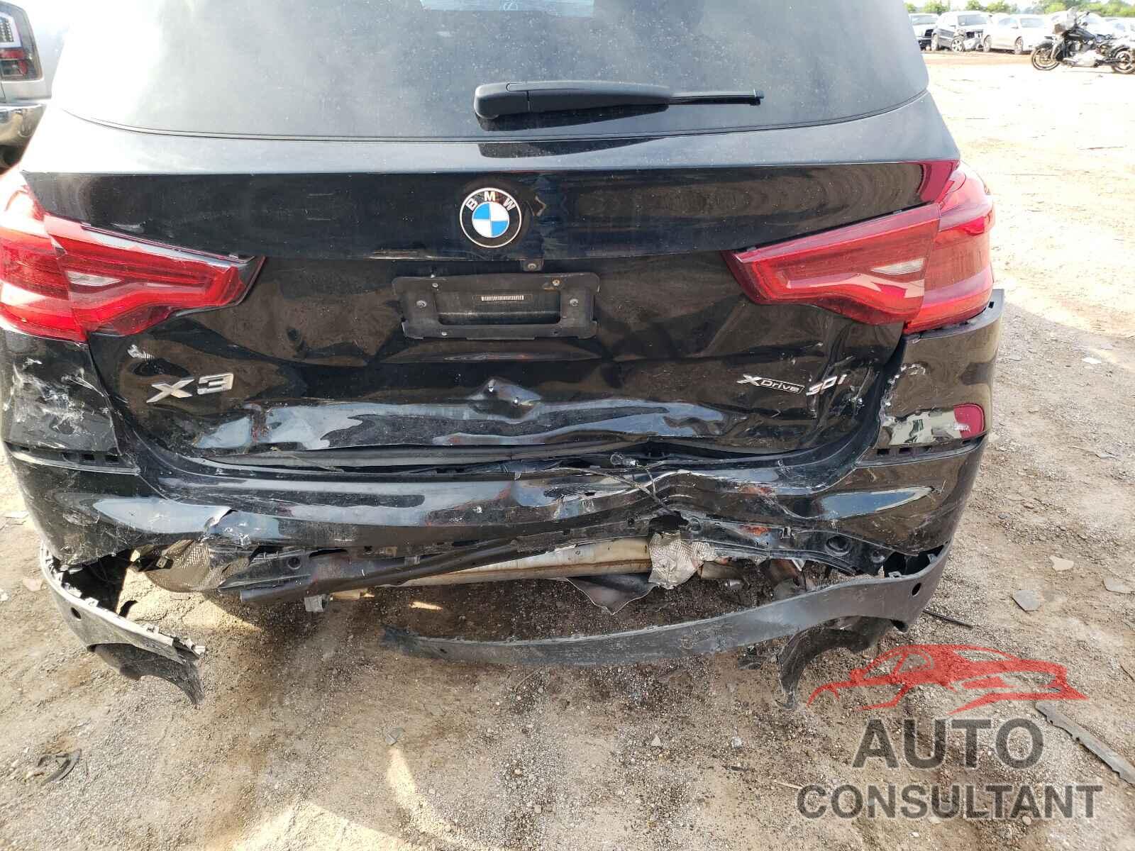 BMW X3 2018 - 5UXTR9C50JLD68890