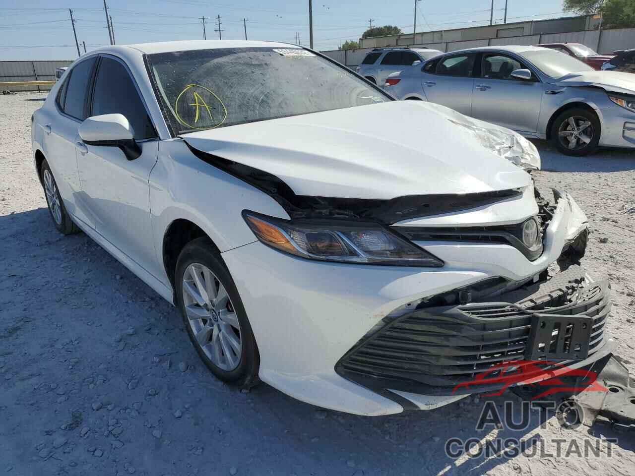 TOYOTA CAMRY 2020 - 4T1C11AK1LU932278