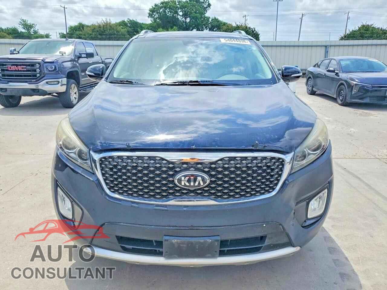 KIA SORENTO 2017 - 5XYPK4A59HG220477