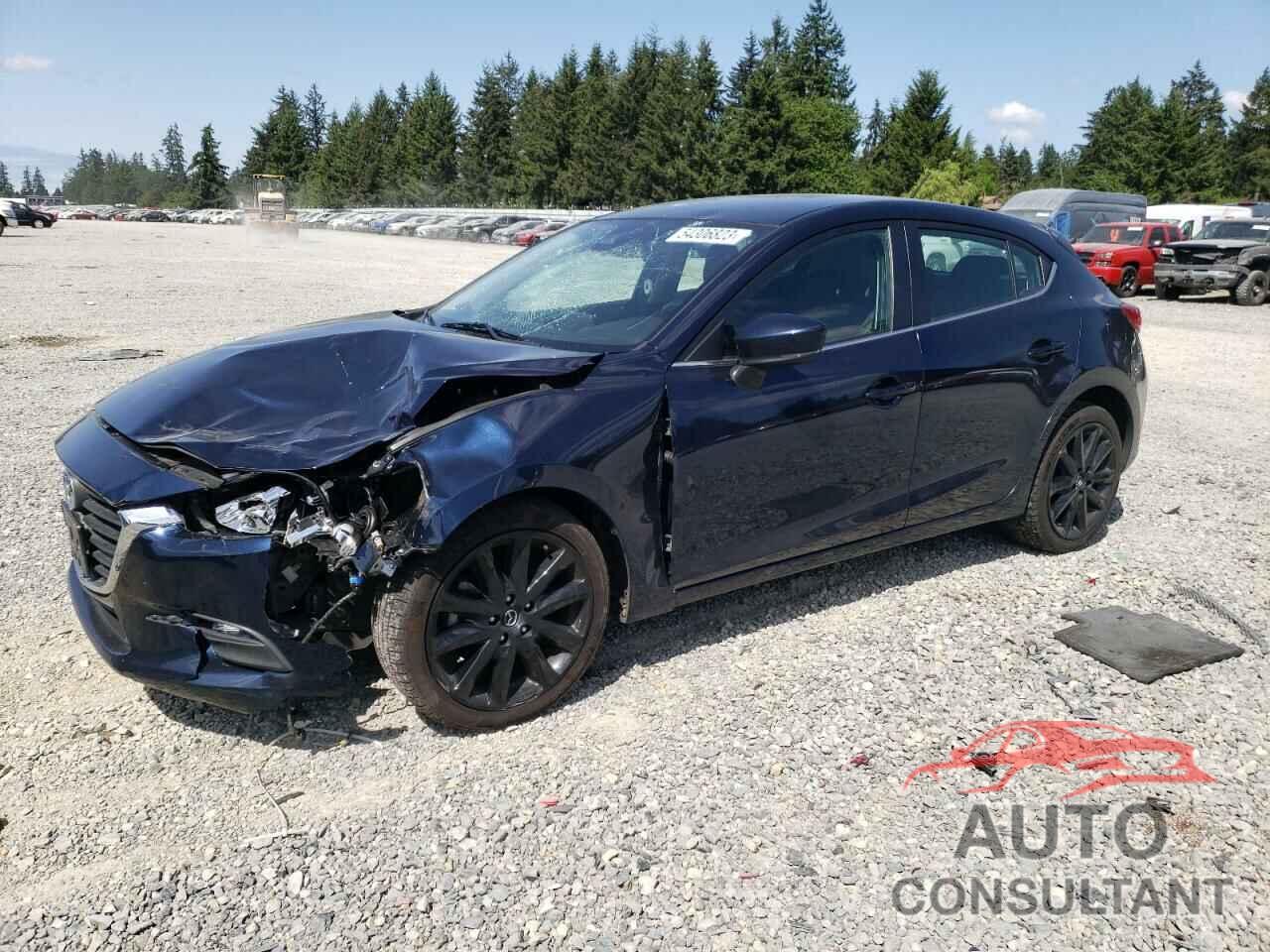 MAZDA 3 2018 - 3MZBN1L37JM270232