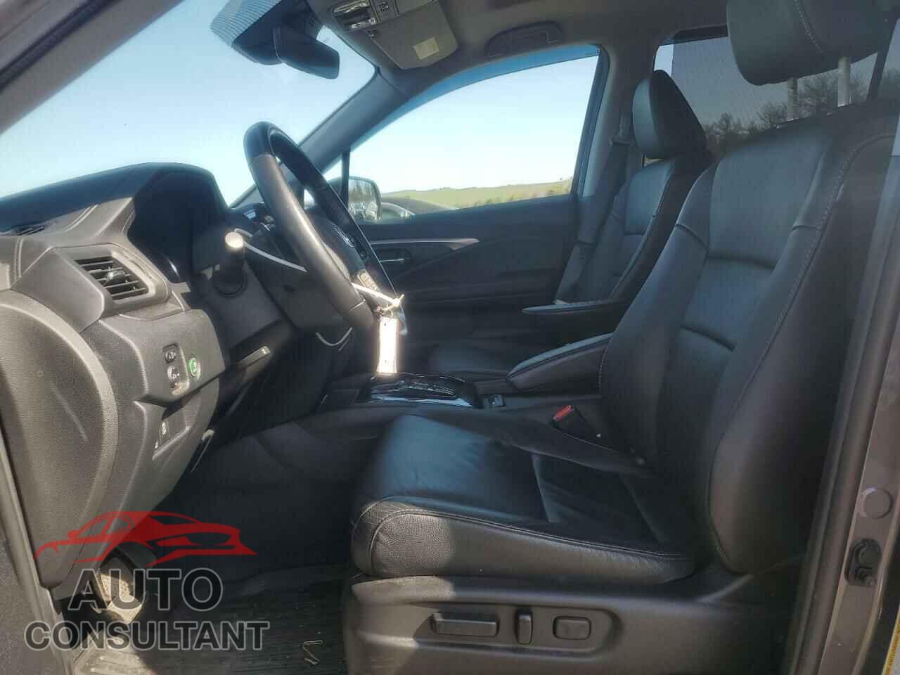 HONDA PILOT 2021 - 5FNYF6H28MB055670